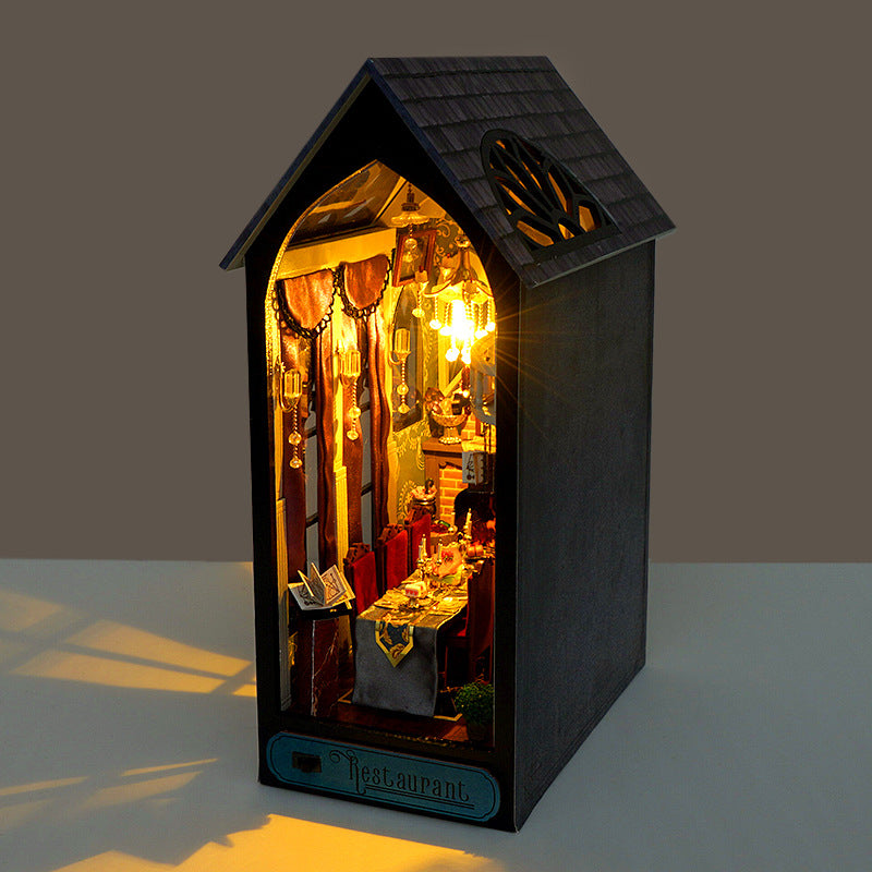 DIY Wooden Bookend House teemdrop